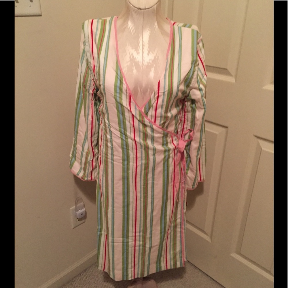 Swell women’s robe wrap design S/M NWT
